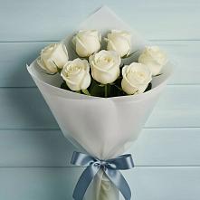 Букет 7 Белых роз Эдлесс Лав в Токарёвке
