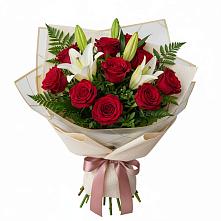 Букет цветов из:  Лилии и Розы в Токарёвке