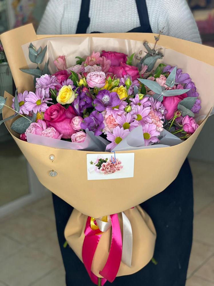 Букет цветов из: Хризантемы, Гвоздики и Альстромерии в Токарёвке