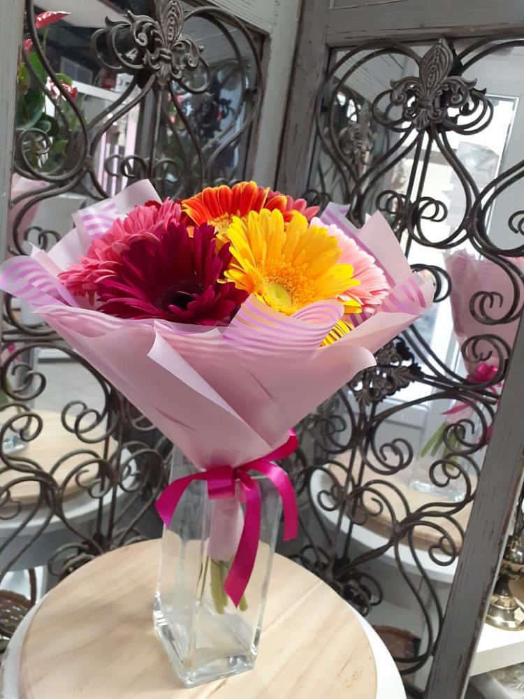 Букет цветов из: Герберы в Токарёвке
