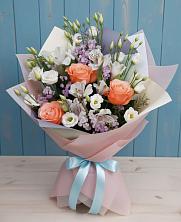 Букет цветов из:  Лизиантусы, Розы, Альстромерии и Гипсофила в Токарёвке