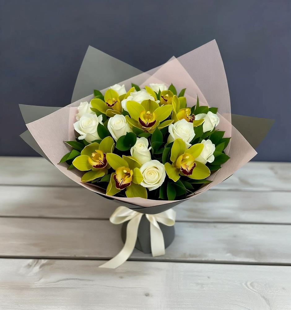 Букет цветов из: Орхидеи и Розы в Токарёвке