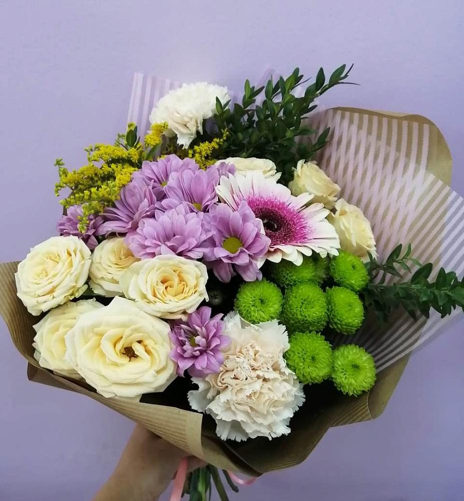 Букет цветов из: Хризантемы, Розы, Гвоздики и Герберы в Токарёвке