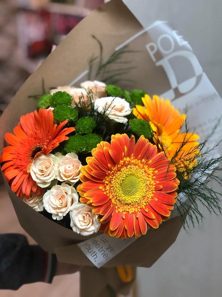 Букет цветов из: Герберы, Хризантемы и Розы в Токарёвке