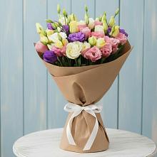 Букет цветов из:  Лизиантусы в Токарёвке