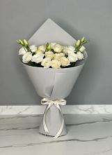 Букет цветов из:  Розы и Лизиантусы в Токарёвке